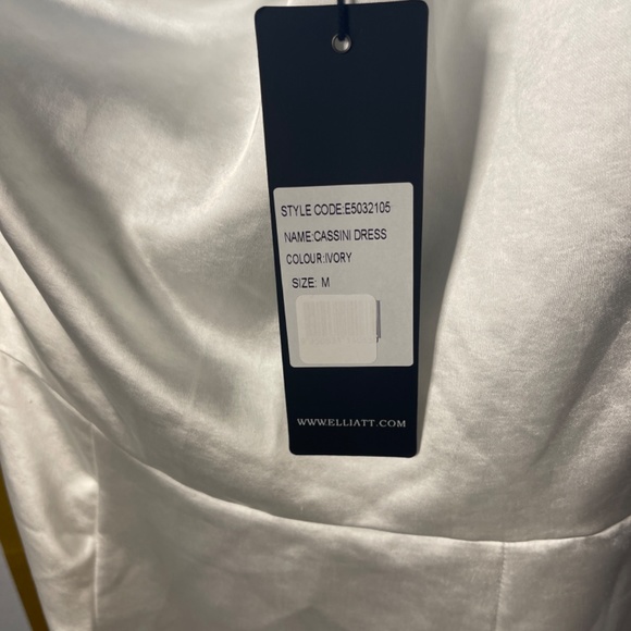 Elliat Cassini Dress - Picture 4 of 10